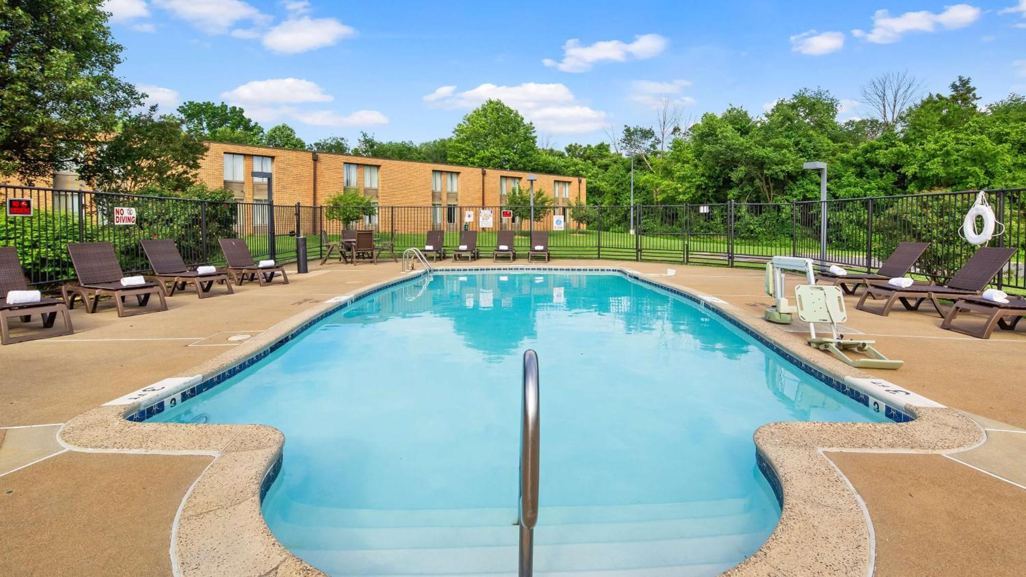 Best Western Leesburg Luaran gambar